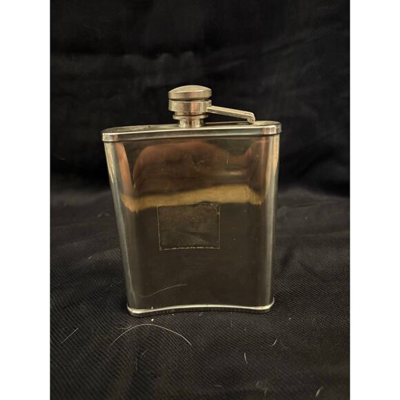 Canadian Club Reserve Vintage Stainless Steele Flask - Picture 4 of 7